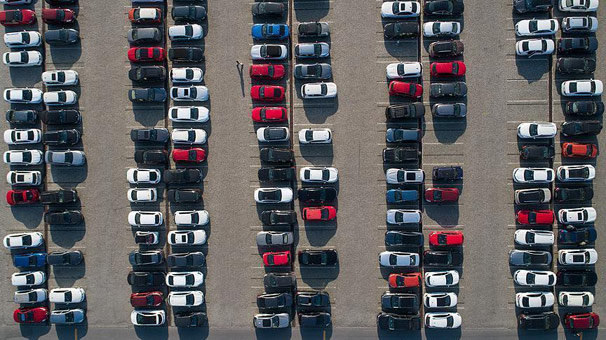 Almanya'da otomobil satışlarının artması umut yarattı