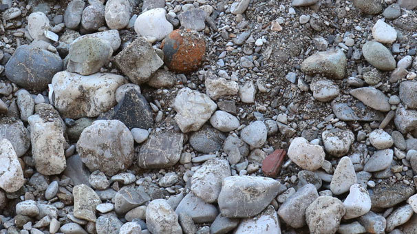 Bayburt'ta patlamamış 58 top mermisi bulundu