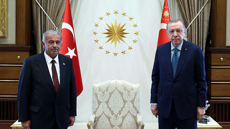 Cumhurbaşkanı Erdoğan, KKTC Cumhuriyet Meclisi Başkanı Sennaroğlu'nu kabul etti