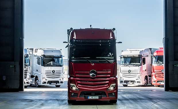 Daimler, yeni kamyonu Actros'u tanıttı
