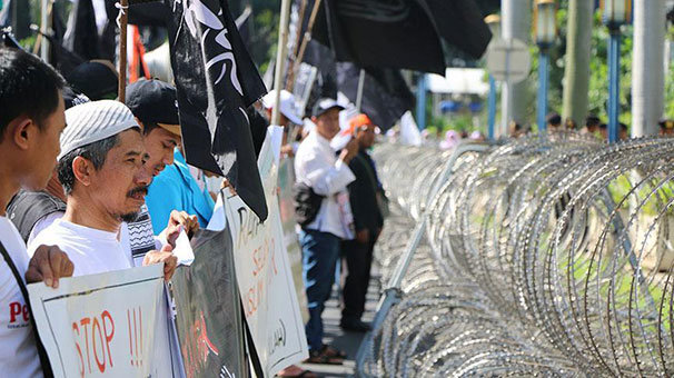 Endonezya'da Çin karşıtı protesto