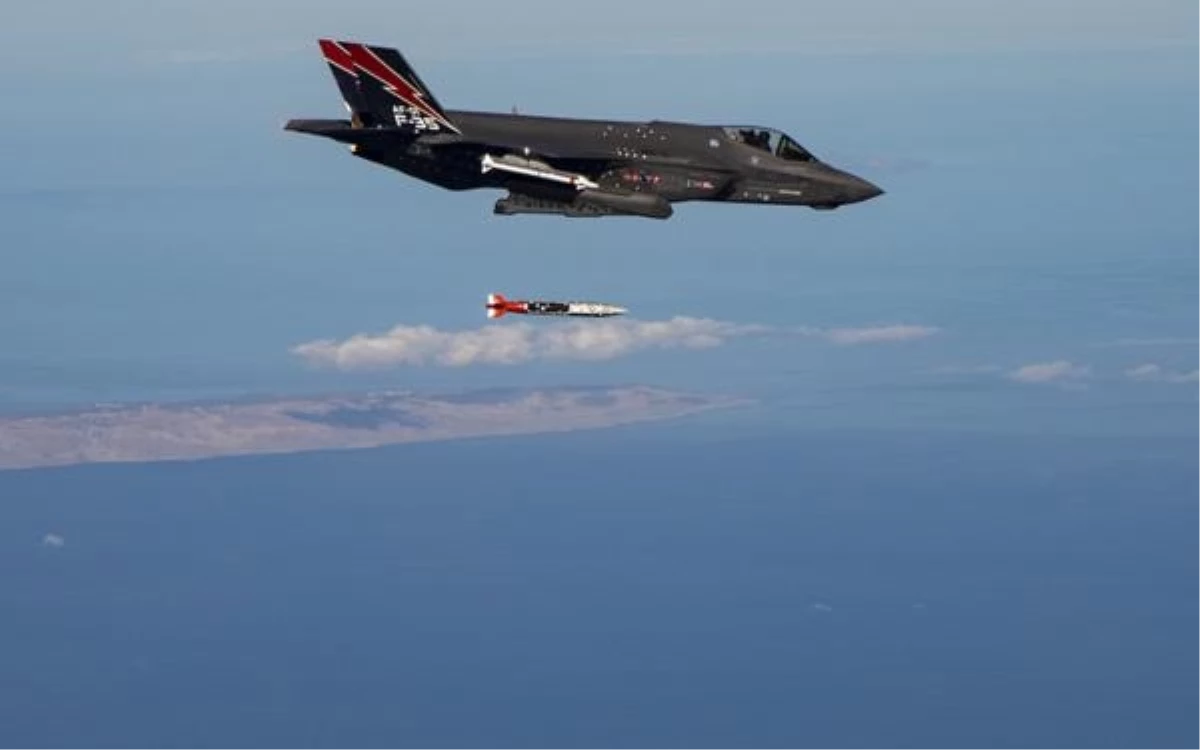 F-35 savaş uçaklarına nükleer bomba taşıma yetkisi