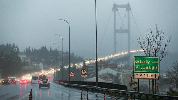 İstanbul'daki köprülerden geçecek araçlara videolu rota