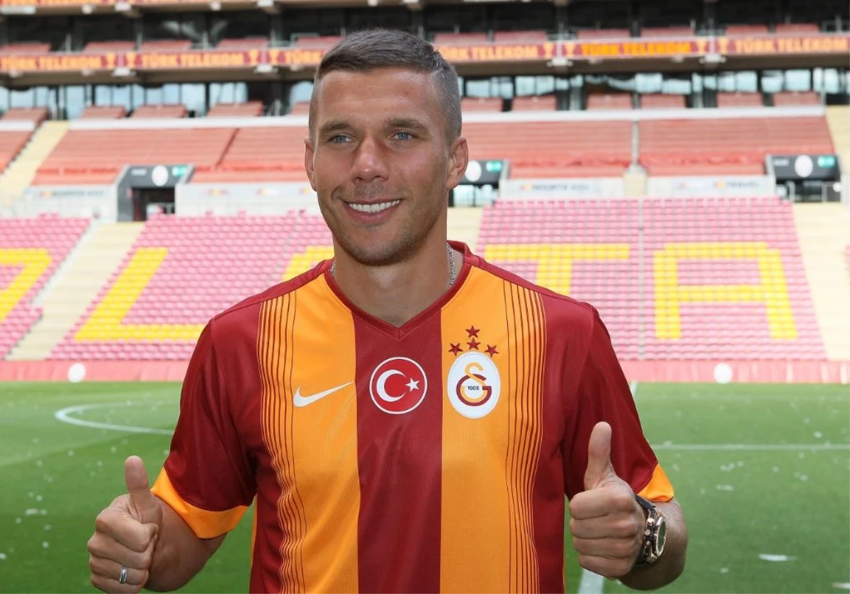Lukas Podolski dönerci oldu, servetine servet kattı