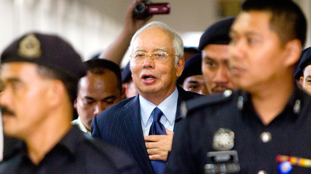 Malezya'da eski Başbakan Necip kefaletle serbest