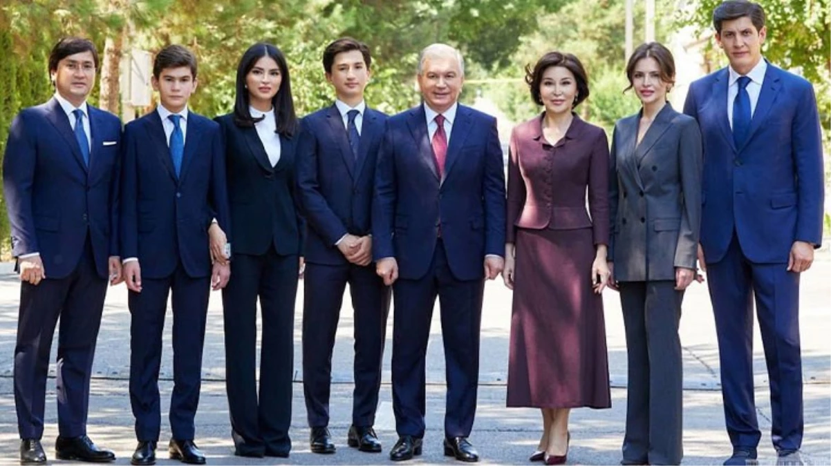 Özbekistan'da Şevket Mirziyoyev 3. kez cumhurbaşkanı seçildi
