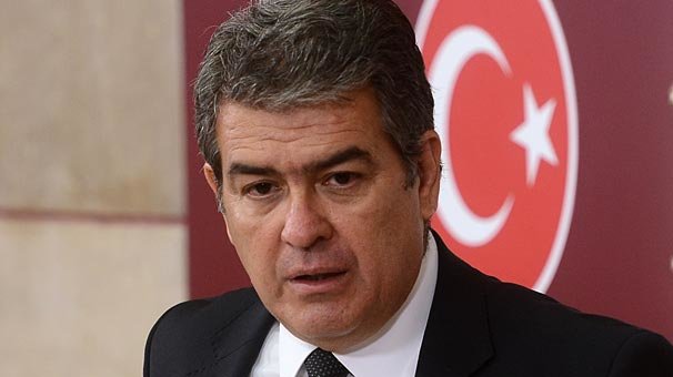 Süheyl Batum ADD Başkanlığından istifa etti