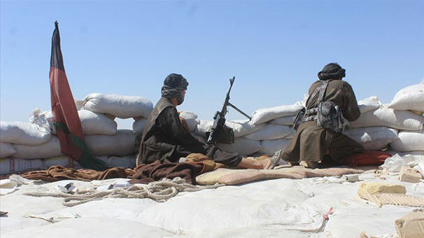 Taliban 58 Afgan askerini esir aldı