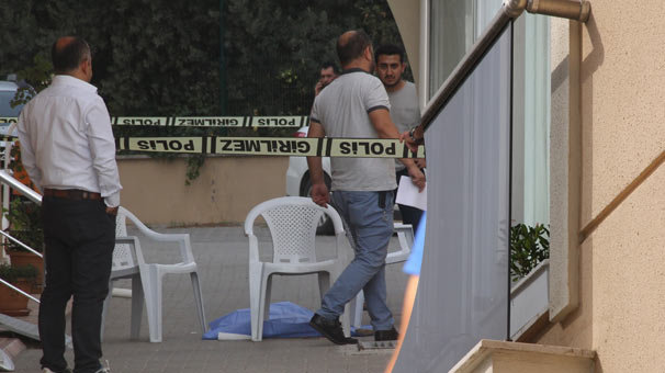 1 yaşındaki çocuk Fransız balkonu kurbanı oldu