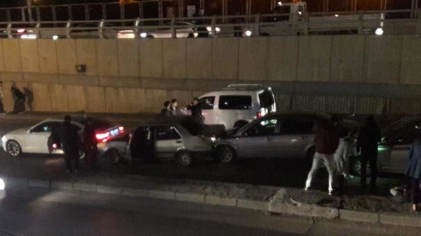 10 araç birbirine girdi! Yaralılar var