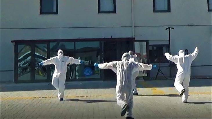 145 kişinin karantina süresi sona erdi! Böyle uğurlandılar