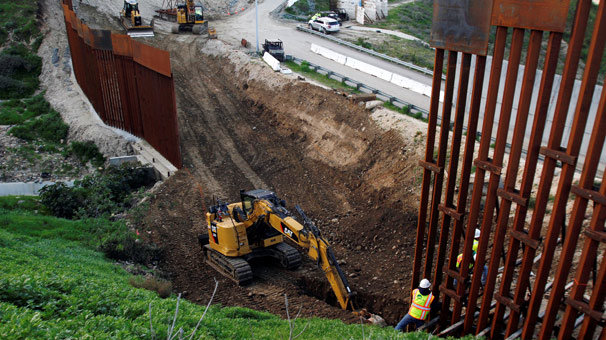 16 eyaletten Trump'a acil durum ilanı davası: 'Yetkilerini kötüye kullanıyor'