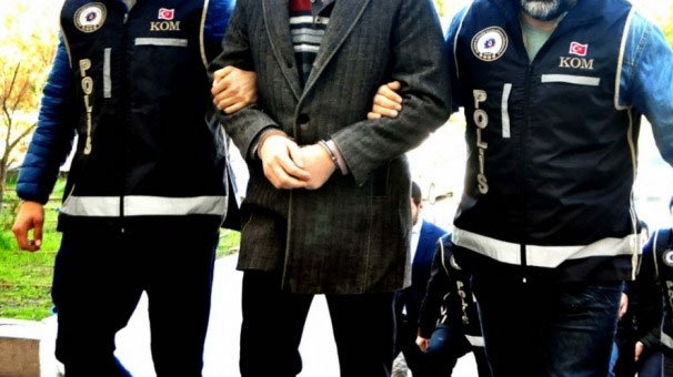 2 eski komiser yardımcısı FETÖ’den tutuklandı