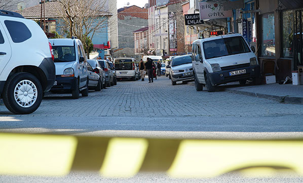 2 kardeşi ölen ağabey intihar etti