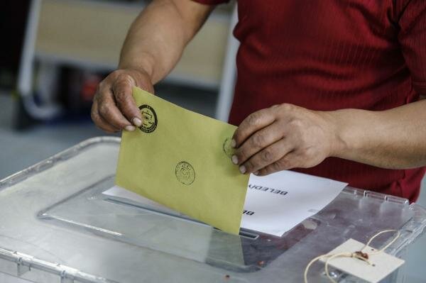 3 ilçe ve bir beldede oy verme işlemi sona erdi