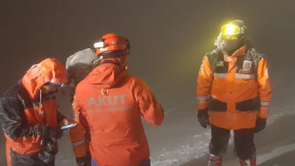 4 saat sonra bulundular! Bakın nasıl hayatta kalmışlar?