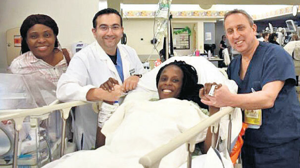 9 dakikada  6 bebek doğurdu