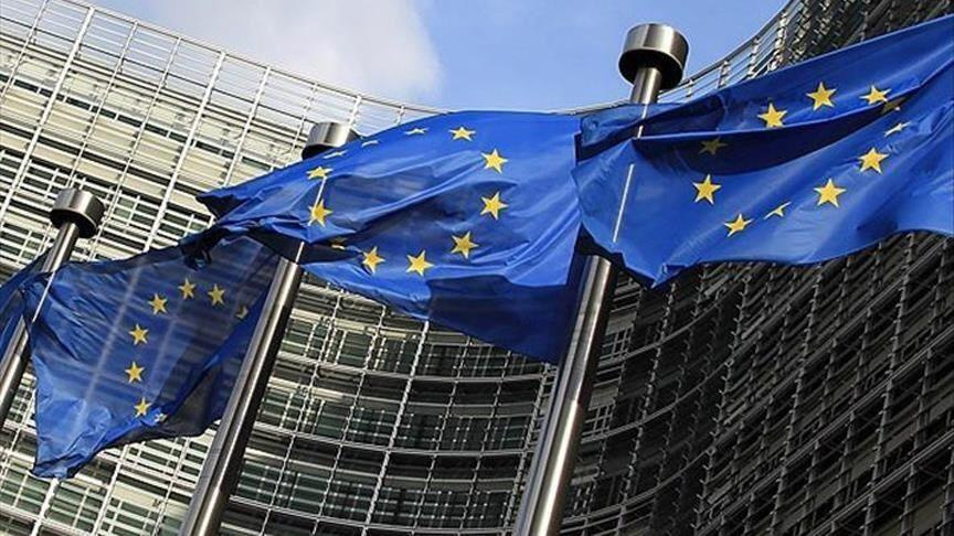 AB, aşı sevkiyatında geciken AstraZeneca'dan tazminat talep etti