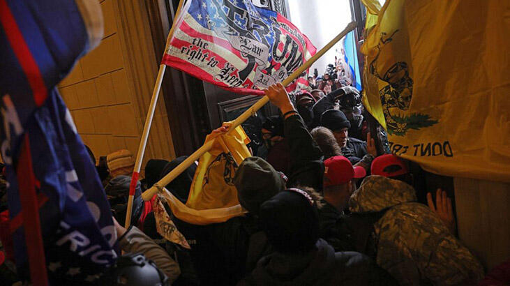 ABD'de Kongre Baskınında polis memurunun öldürülmesiyle ilgili gözaltı