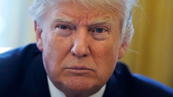 ABD'de Trump'a flaş çağrı: Yüzlerce çocuk çölde çürüyor, artık bitirin!