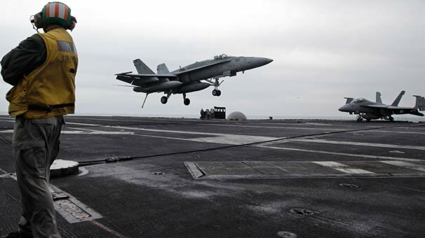 ABD'den İran'a bir gözdağı daha! Anlaşma yürürlüğe girdi...