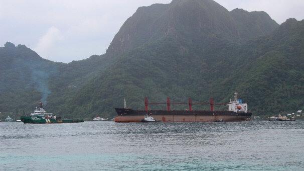 ABD'nin el koyduğu Kuzey Kore'nin kargo gemisi Pago Pago limanına çekildi