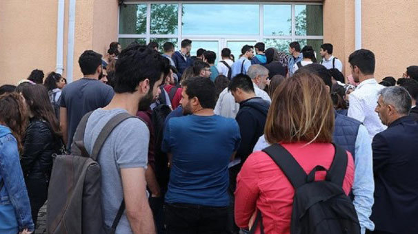 Açıköğretim 'ikinci üniversite' kayıtları uzatıldı