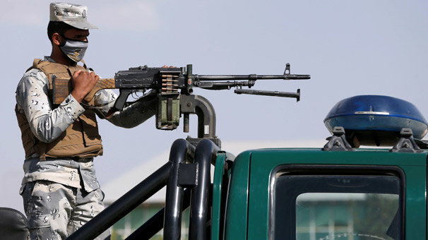 Afganistan lideri Gani'nin ziyaret ettiği kente roket