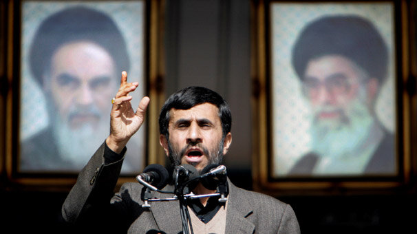 Ahmedinejad: İran'da siyaset yapma imkanı kalmadı