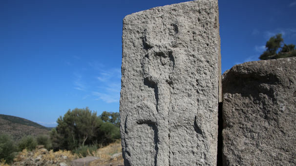 Aigai'de bulunan 2 bin 200 yıllık yapı hayranlık uyandırdı