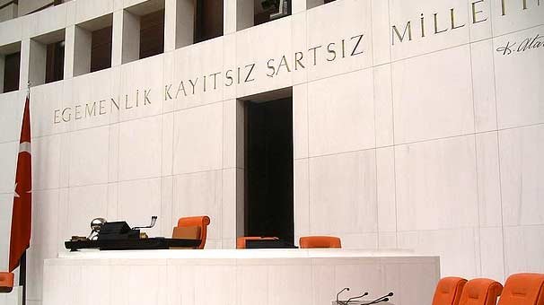 AK Parti'de TBMM Başkanlığı için temayül yoklaması