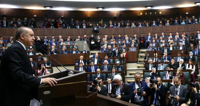 AK Parti'den milletvekillerine dikkat çeken uyarı: Danışman ve sekreterleri göndermeyin