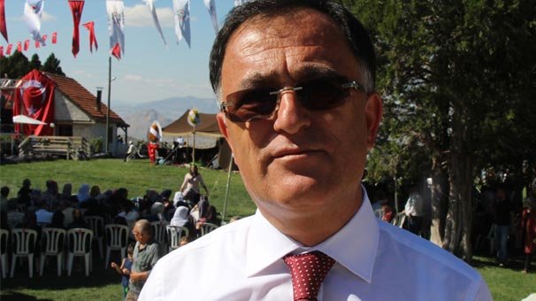 AK Partili Belediye Başkanı partisinden ihraç edildi