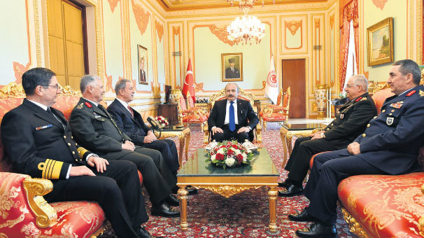 Akar ve komutanlar Şentop’U ziyaret etti