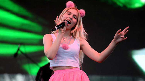 Aleyna Tilki kendine aşık: Aşkım seni çok seviyorum