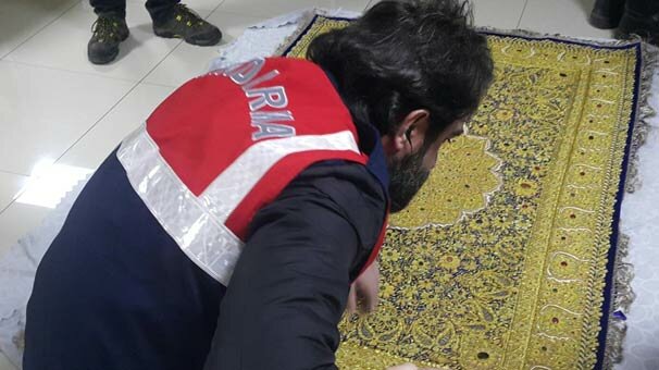 Altın ve yakuttan oluşuyor! Ekipler yakaladı