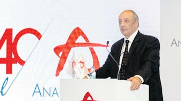 Anadolu Vakfı gençlere ‘yatırımı’ sürdürüyor