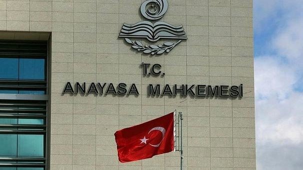 Anayasa Mahkemesi CHP milletvekillerinin başvurusunu reddetti