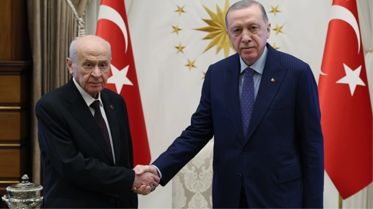 Ankara'da Erdoğan-Bahçeli zirvesi! Masada belediye başkan adayları ve emeklilere zam vardı