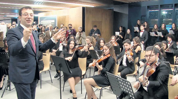 ‘Anketleri sokakta görüyorum’