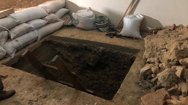 Apartmanın altına üç metre çukur açıp sakladılar!