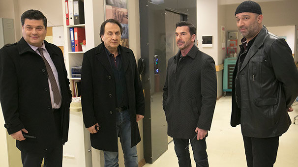 'Arka Sokaklar’a Sezen Aksu’lu 'Kutlama'