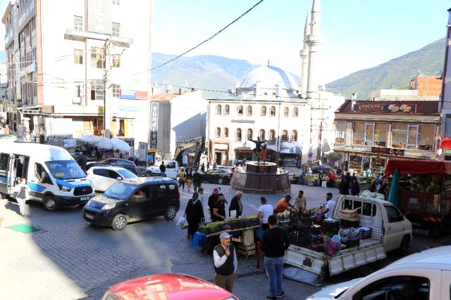 Artvin'de halk pazarı krizi