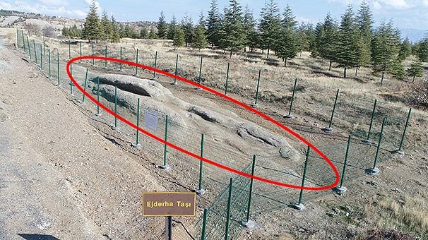 Asker dev kayayı havadan görüntüleyince fark etti! Hemen oraya koştu