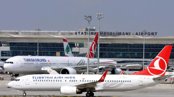 Atatürk Havalimanı birçok sıra dışı olaya da konu oldu