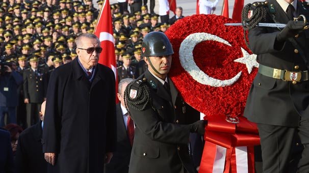 Atatürk'ü saygıyla anıyoruz