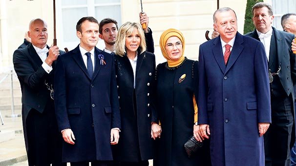 Ateşkes törenine 70 lider katıldı