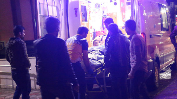 Av tüfeğini temizlerken yaralandı