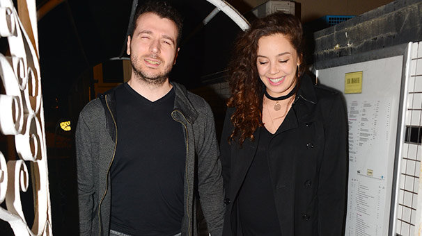 Azra Akın'dan 'suda doğum' cevabı!