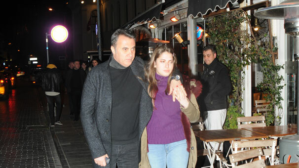 Baba ve kızı gecelerde